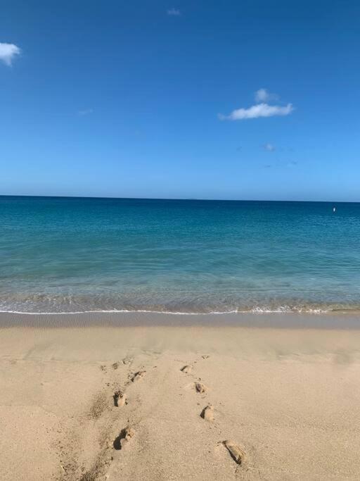 Aguadilla Sunset Apt Ac Wifi 8 Minute Walk Crashboat Beach 외부 사진